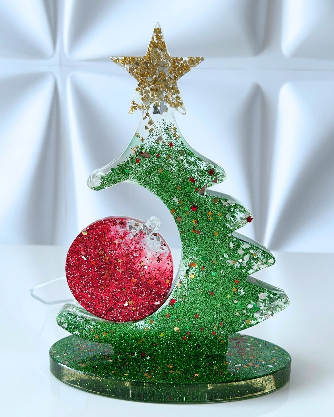 Piezas decorativas en resina con acabado brillante